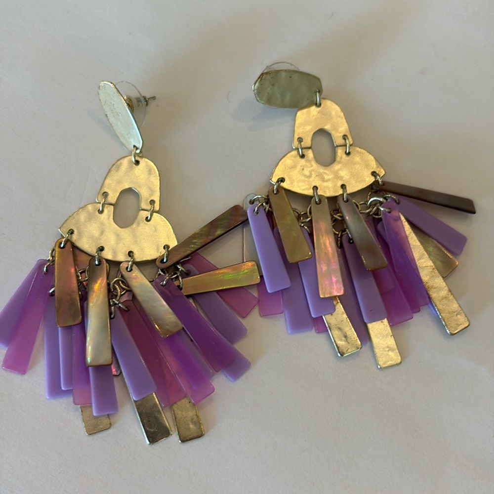 Kendra Scott earrings